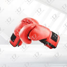 拳擊手套、頭盔、護(hù)膝