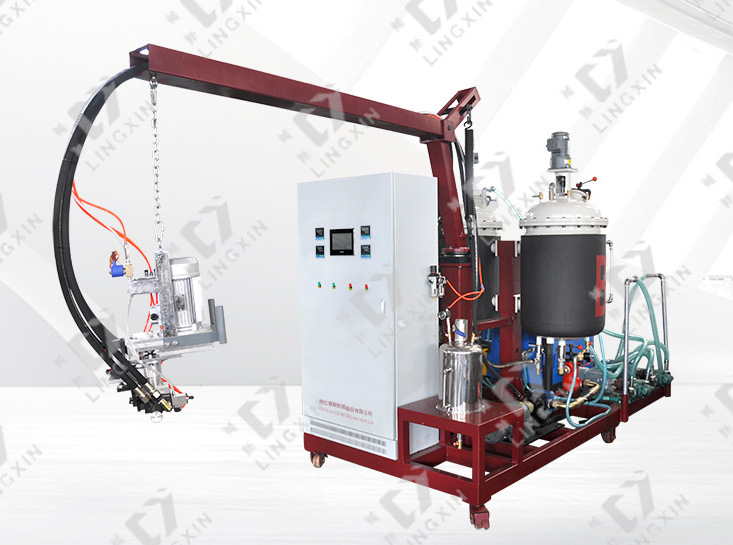 聚氨酯發(fā)泡機(jī)設(shè)備